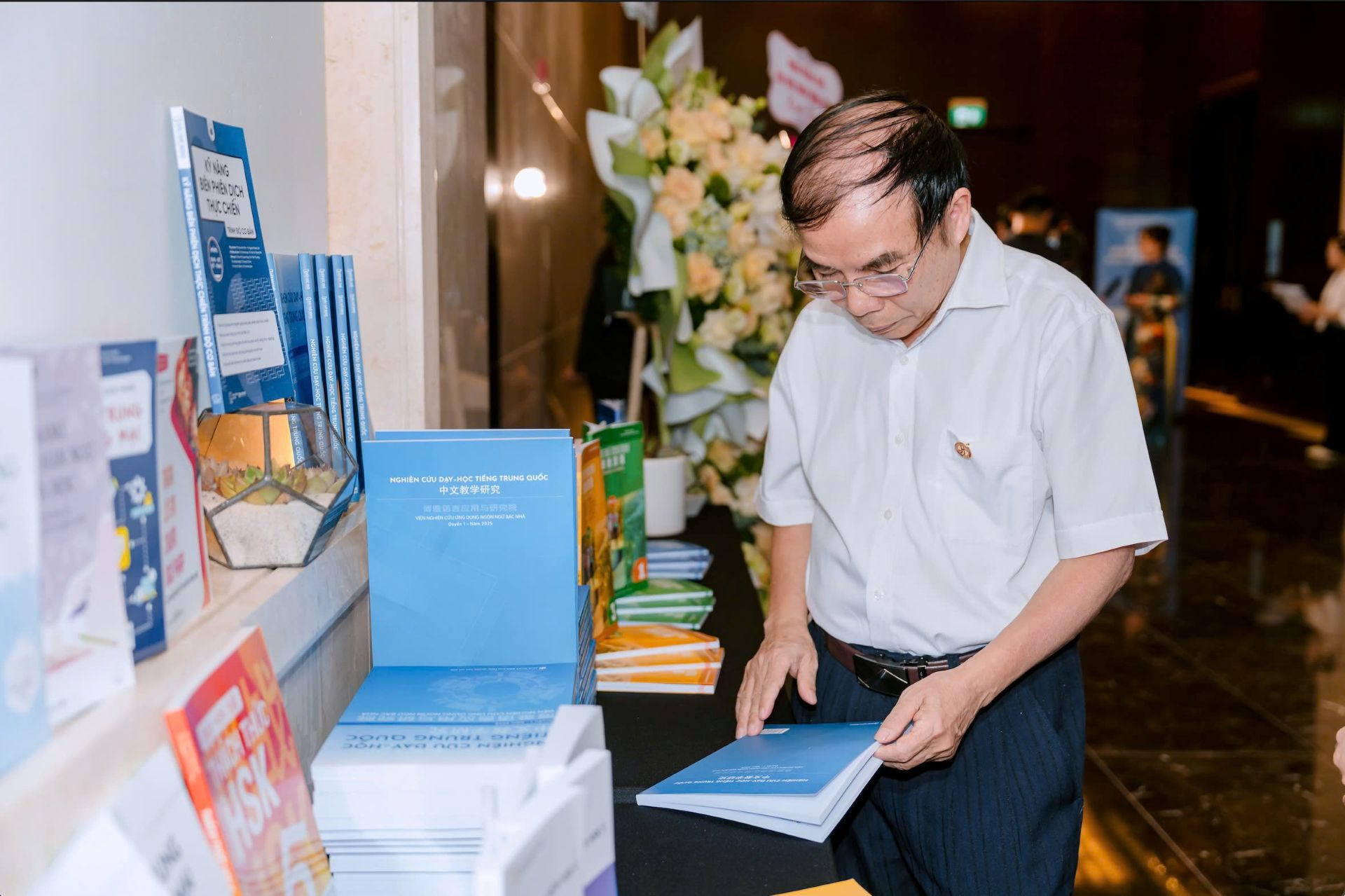 ảnh thầy khang.jpg