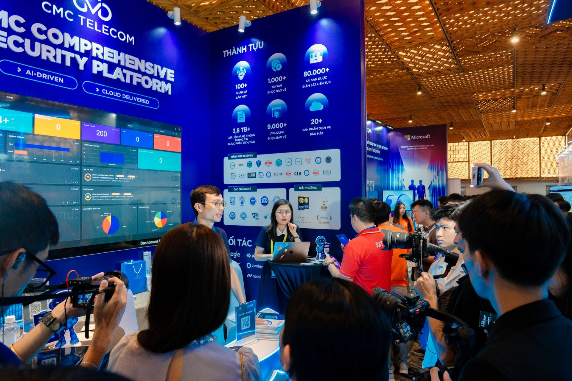 CMC Telecom tại Digiinfra 2025: Kiến tạo hạ tầng số Việt Nam tự chủ và an toàn