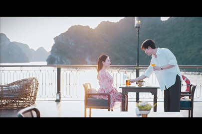 'Gió ngang khoảng trời xanh' tập 20: Ngân bị trai đẹp 'hạ gục' trên du thuyền