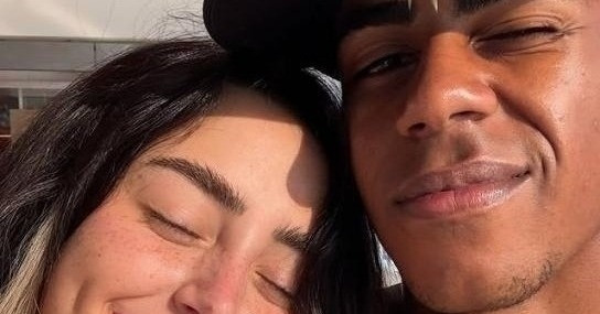 Lamine Yamal hụt Quả bóng vàng 2025, bạn gái nhắn lời ngọt ngào