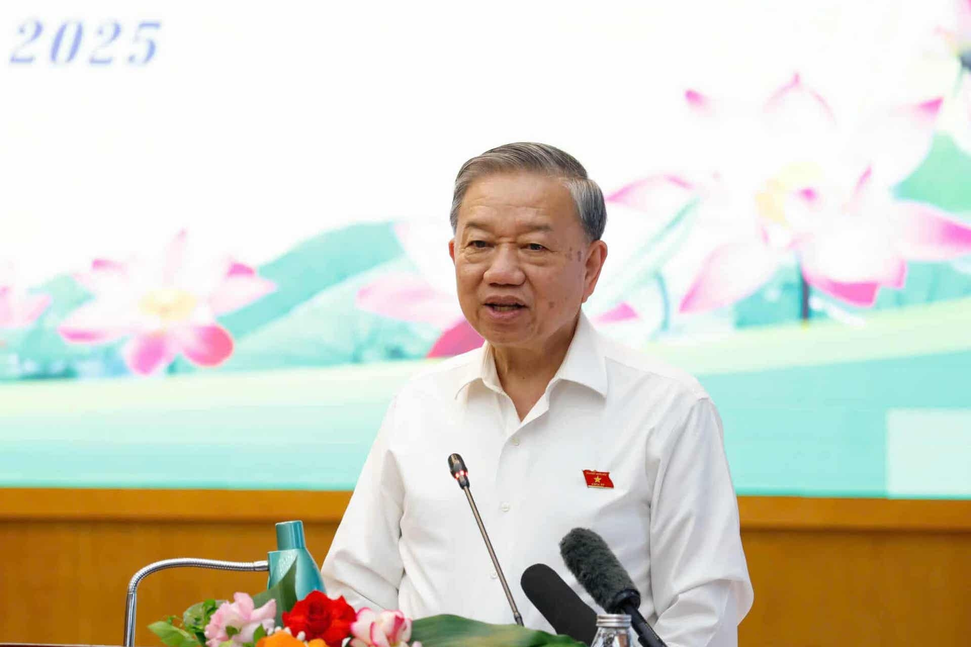 Tổng Bí thư: Cải cách tiền lương cần tính toán, không ‘cào bằng’