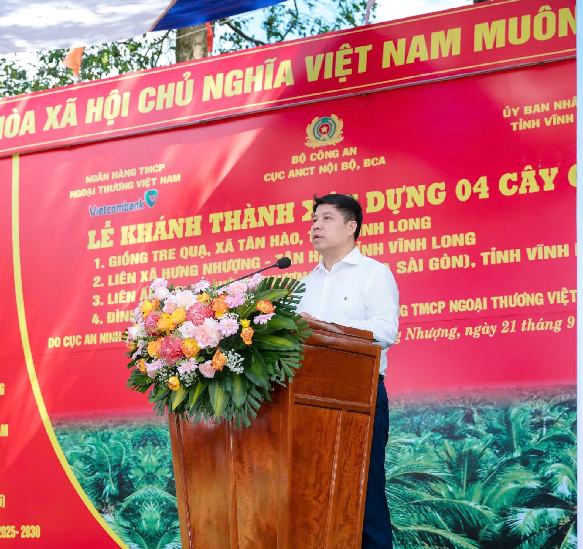 Vĩnh Long khánh thành cầu do VCB tài trợ 1.jpg
