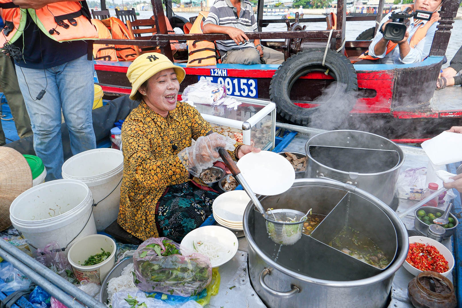 4 món bún đặc sản miền Tây tên lạ, du khách tưởng sai chính tả