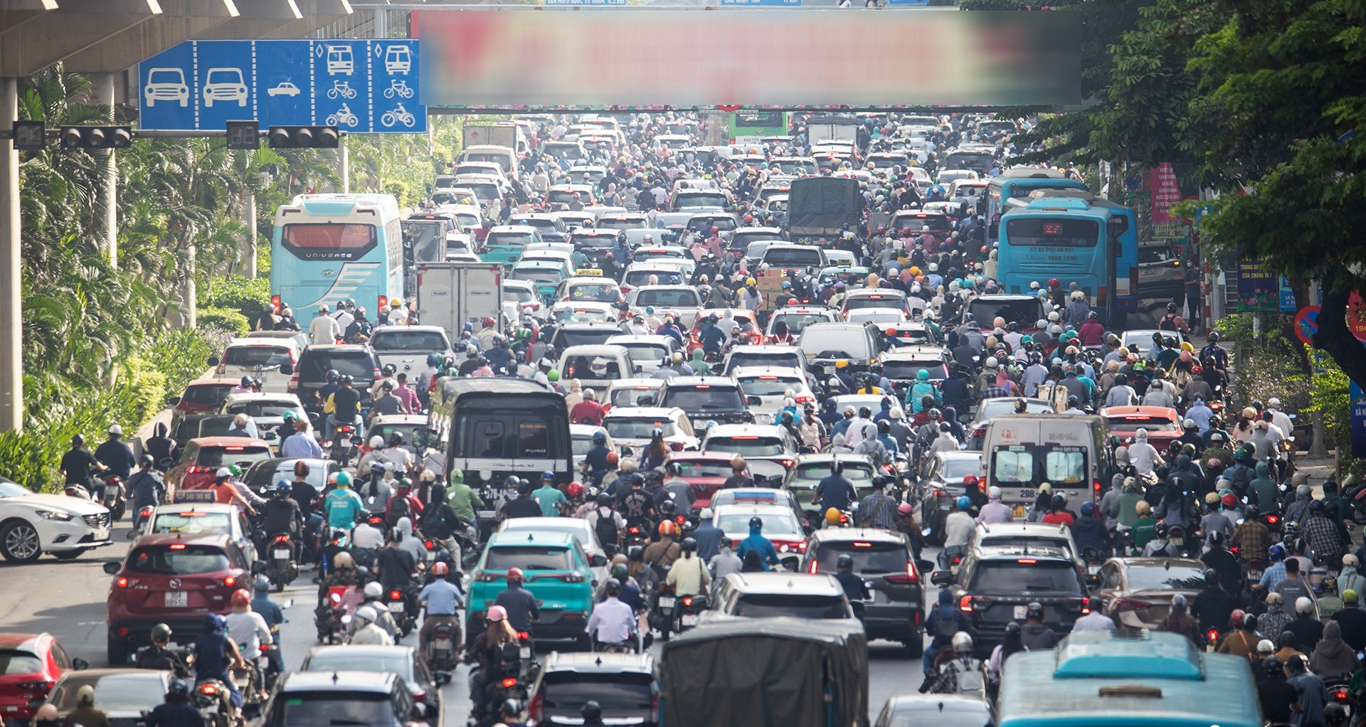 Báo động ô nhiễm không khí, yêu cầu kiểm soát nguồn phát thải, áp biện pháp mạnh