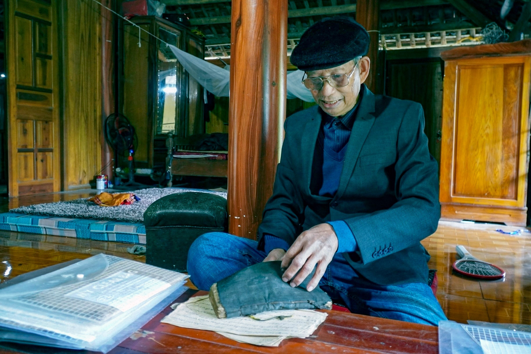 Giải mã &apos;kho báu&apos; chữ Thái cổ của nghệ nhân xứ Thanh