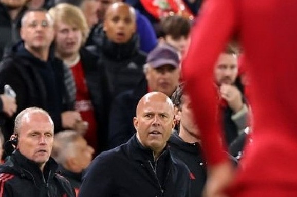 Liverpool thắng 2-1 Southampton, Arne Slot mắng học trò ‘ngu ngốc’