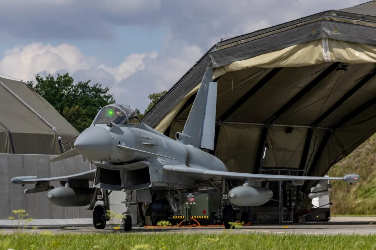 Máy bay Eurofighter Typhoon Ba Lan.jpg