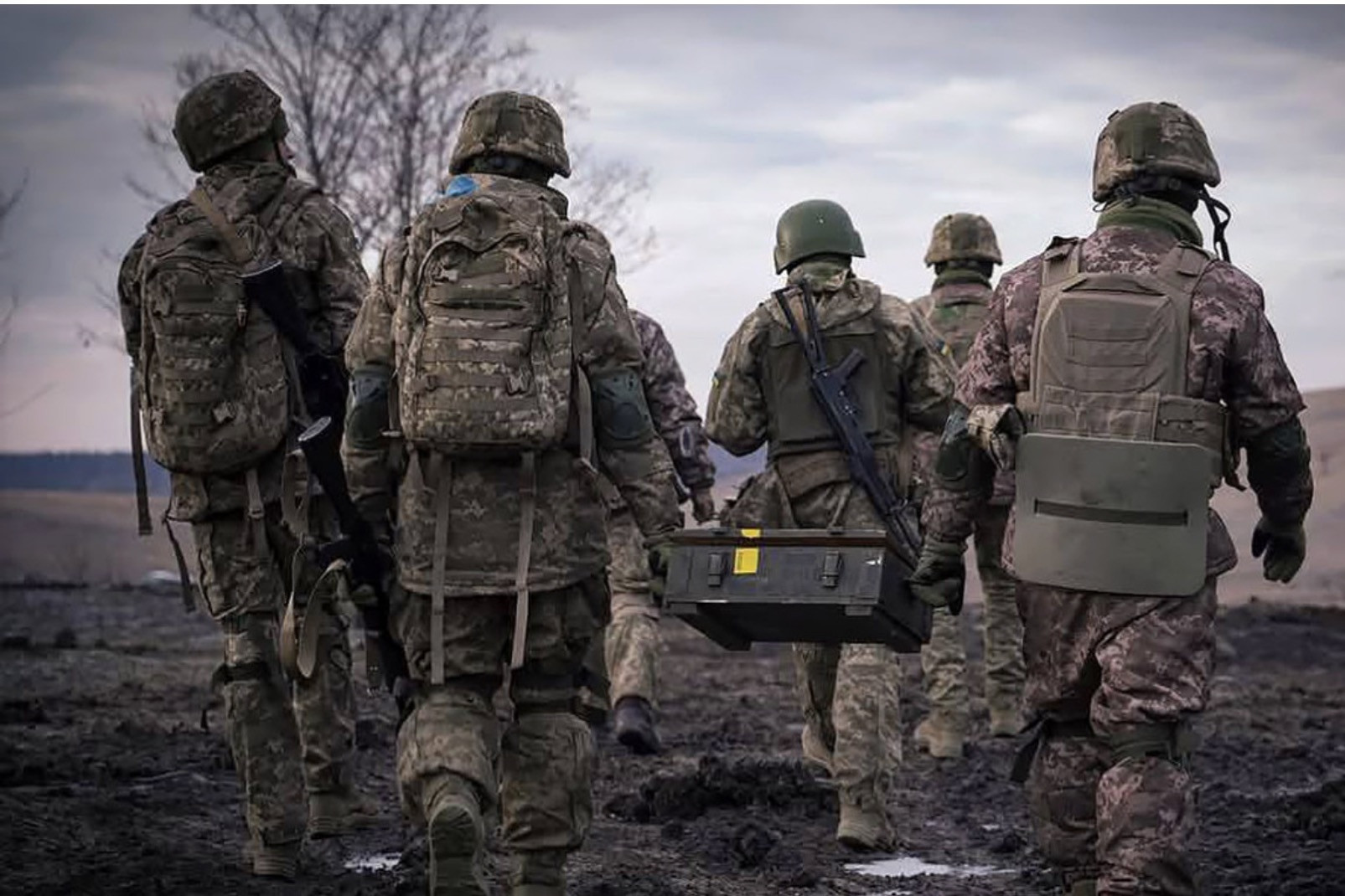 Nga nã tên lửa đạn đạo vào bãi tập của Ukraine, cảnh báo tình hình tệ hơn