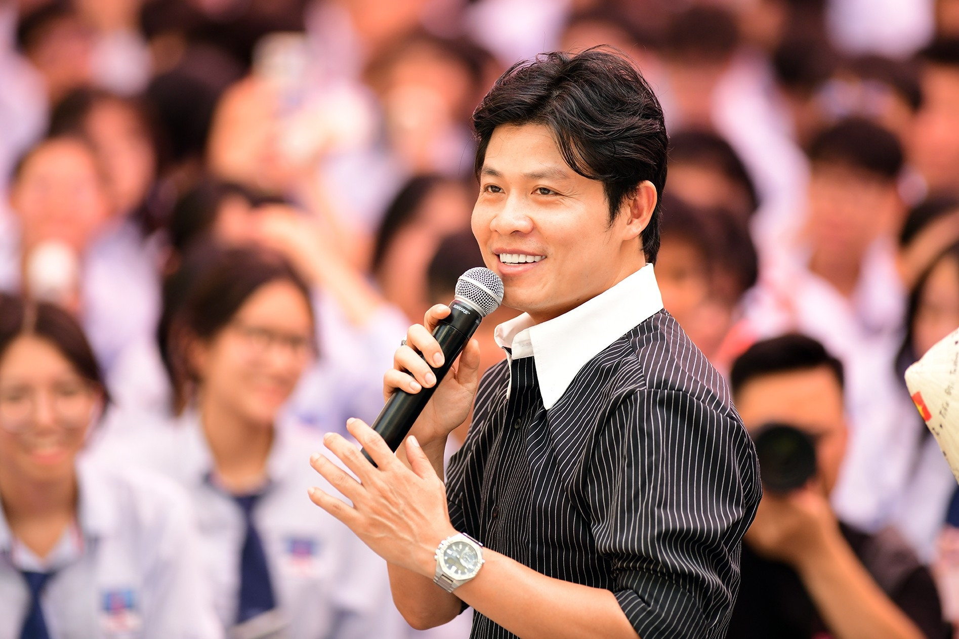 Nhạc sĩ Nguyễn Văn Chung nói về việc nghệ sĩ tham gia dạy học trong trường