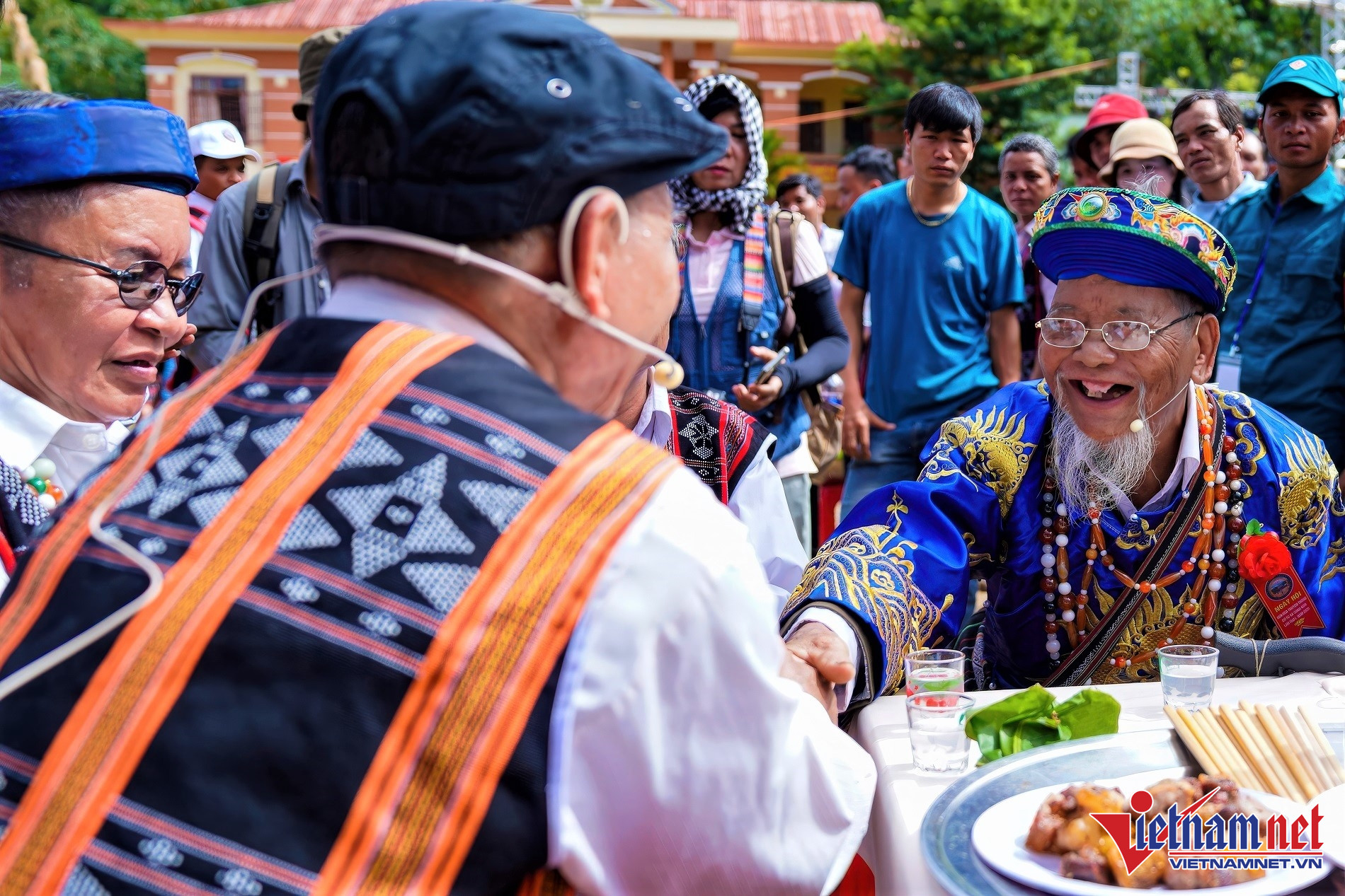 W-Anh 4 gigapixel standard v2 6x faceai.jpeg