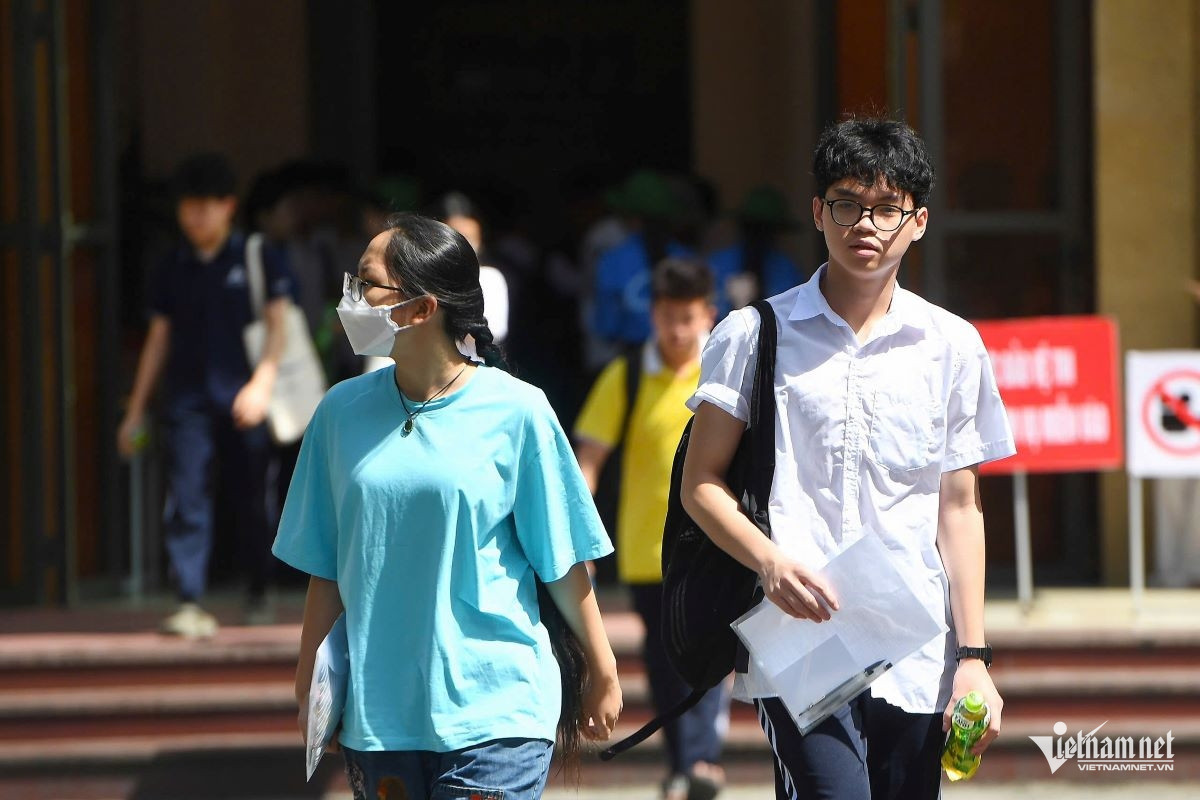 W-Chuyên KHTN   Thach Thao.jpg