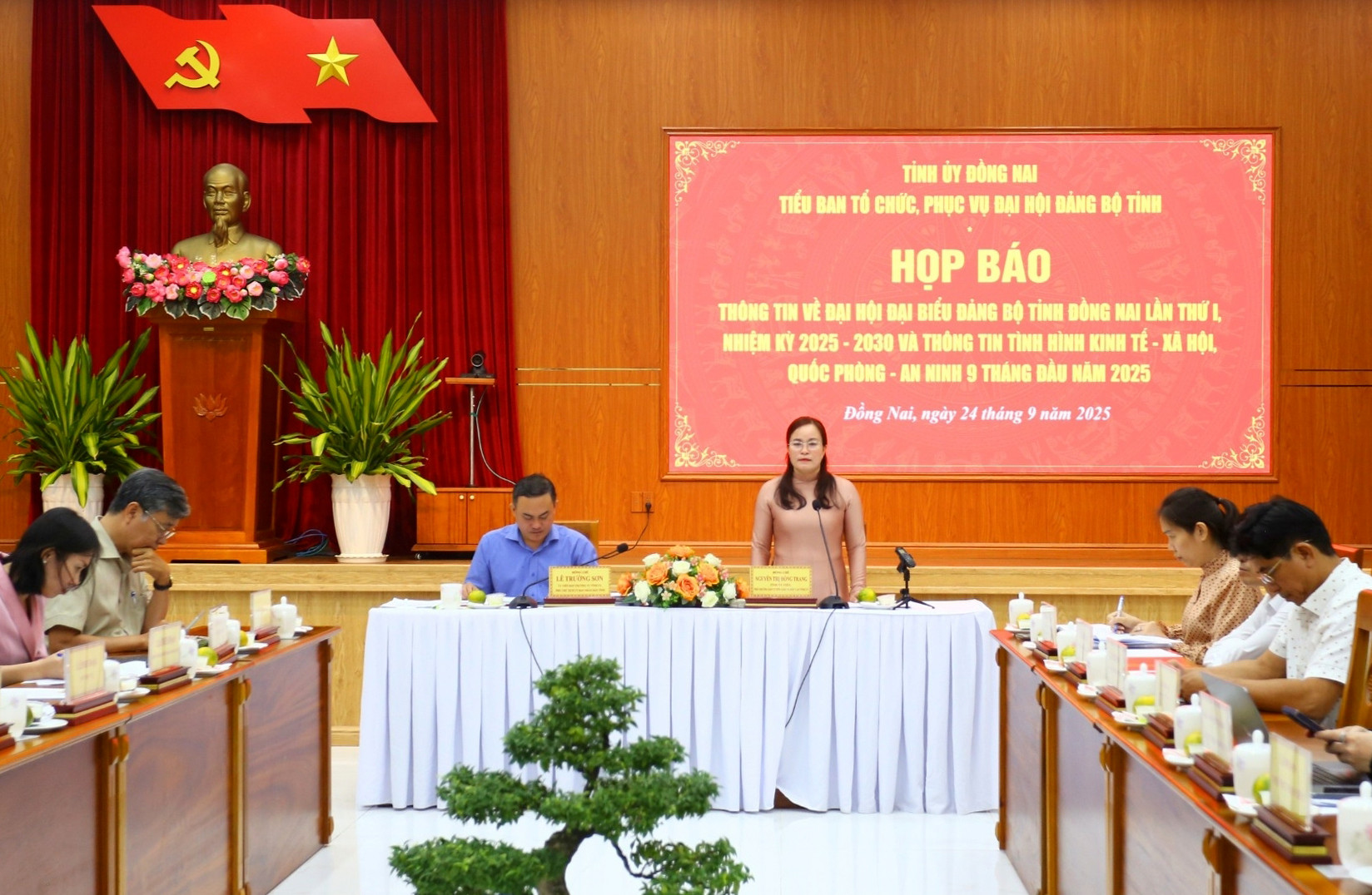 w hop bao 1387.jpg