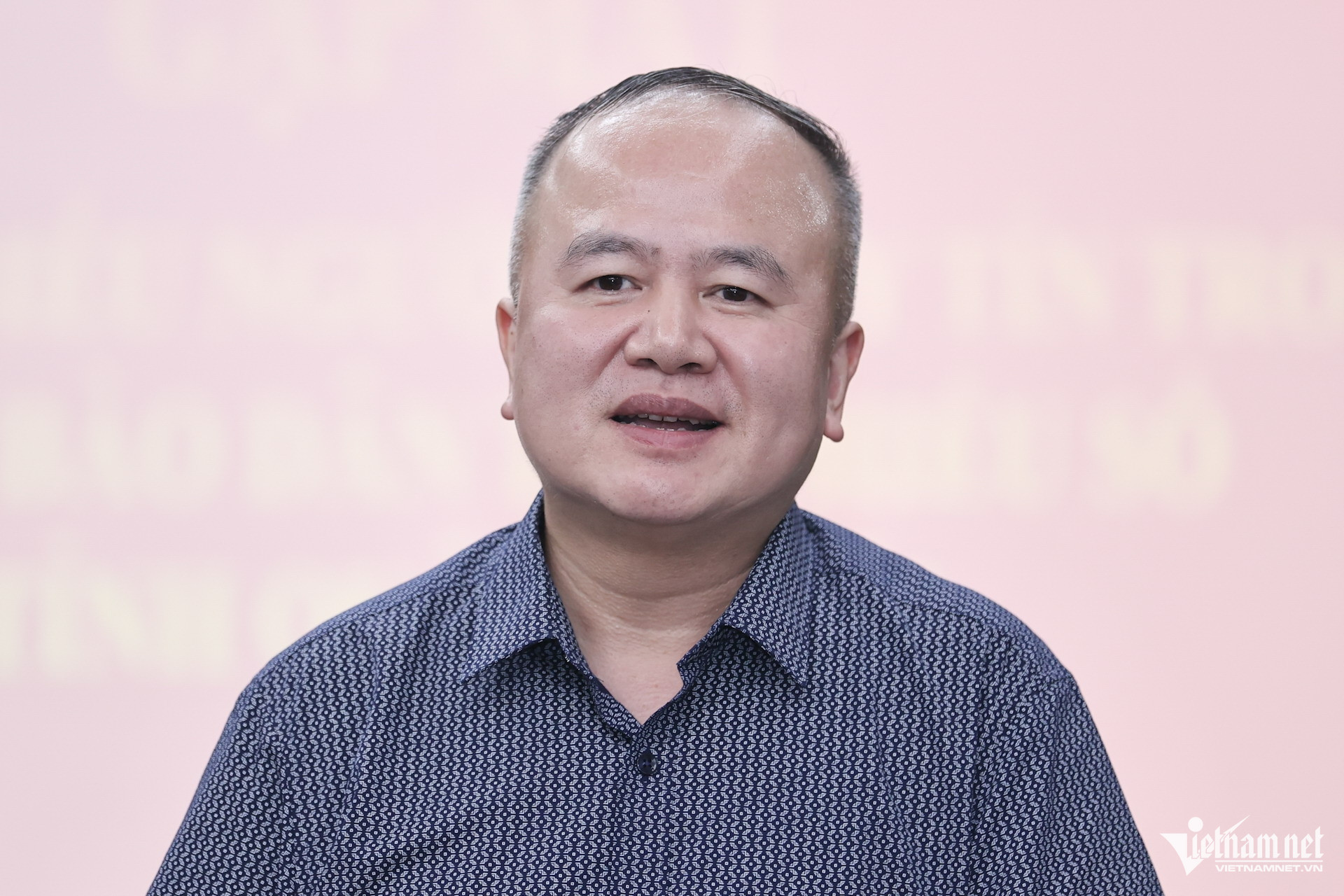 W-Ong Lo Quang Tu.jpg