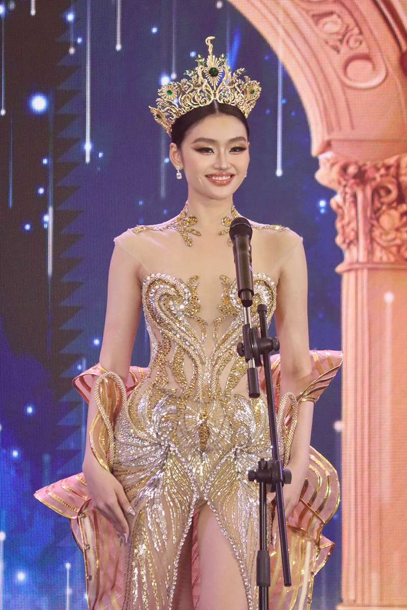 យ៉េននី ០០៤.jpg