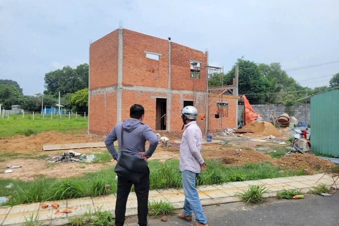 Bất ngờ với hình ảnh căn nhà trước khi bị phát hiện xây nhầm ở TPHCM