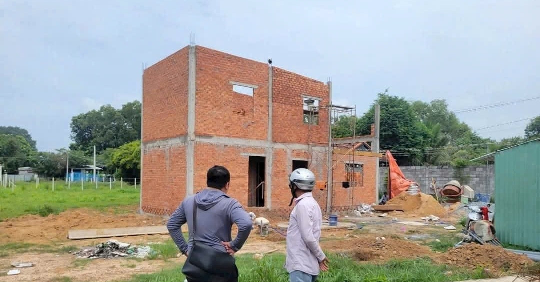 Lộ hình ảnh &amp;apos;nhà xây nhầm&amp;apos; trước khi bị phát hiện ở TPHCM: Nhân chứng ghi lại gì?