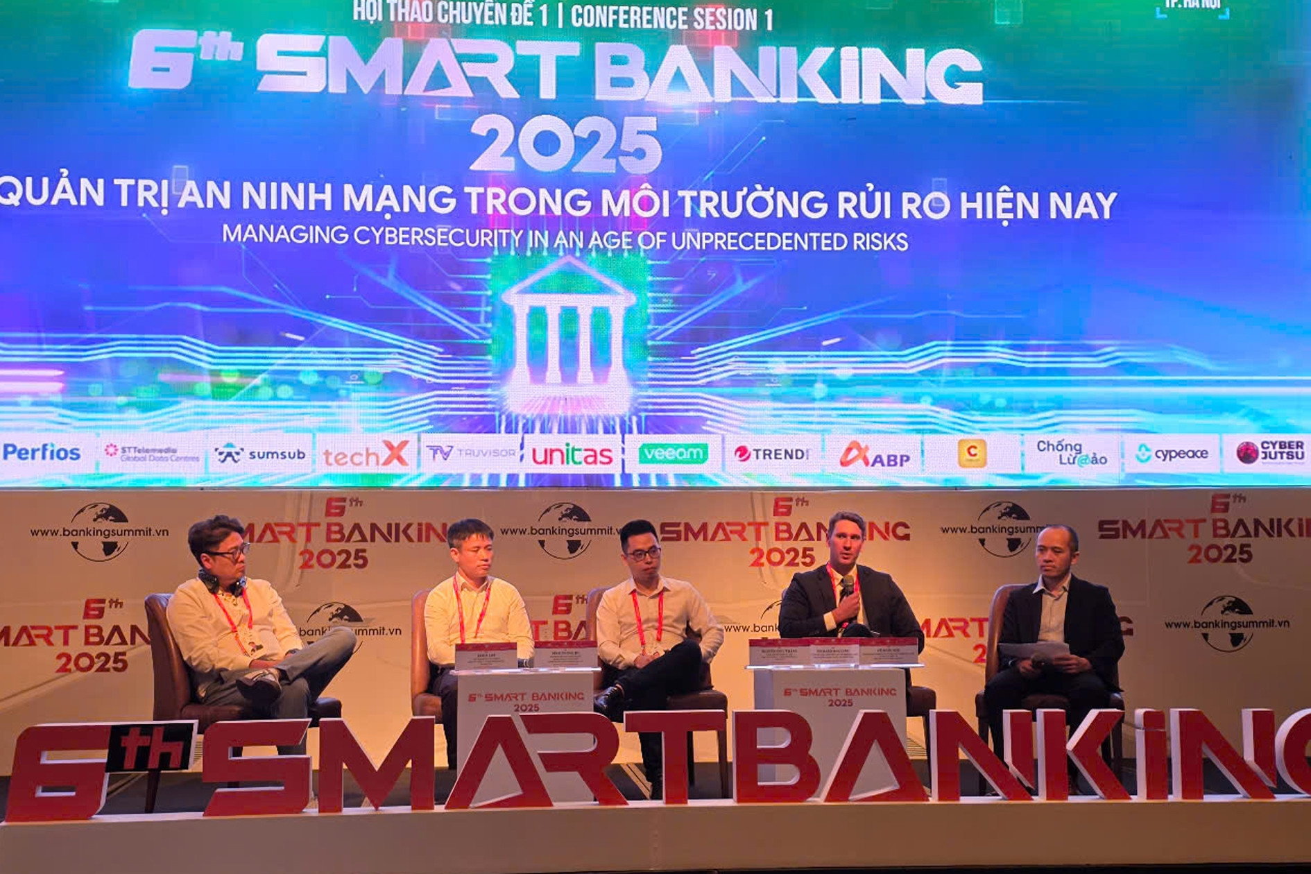 Các ngân hàng đang đối mặt với thách thức về an ninh mạng