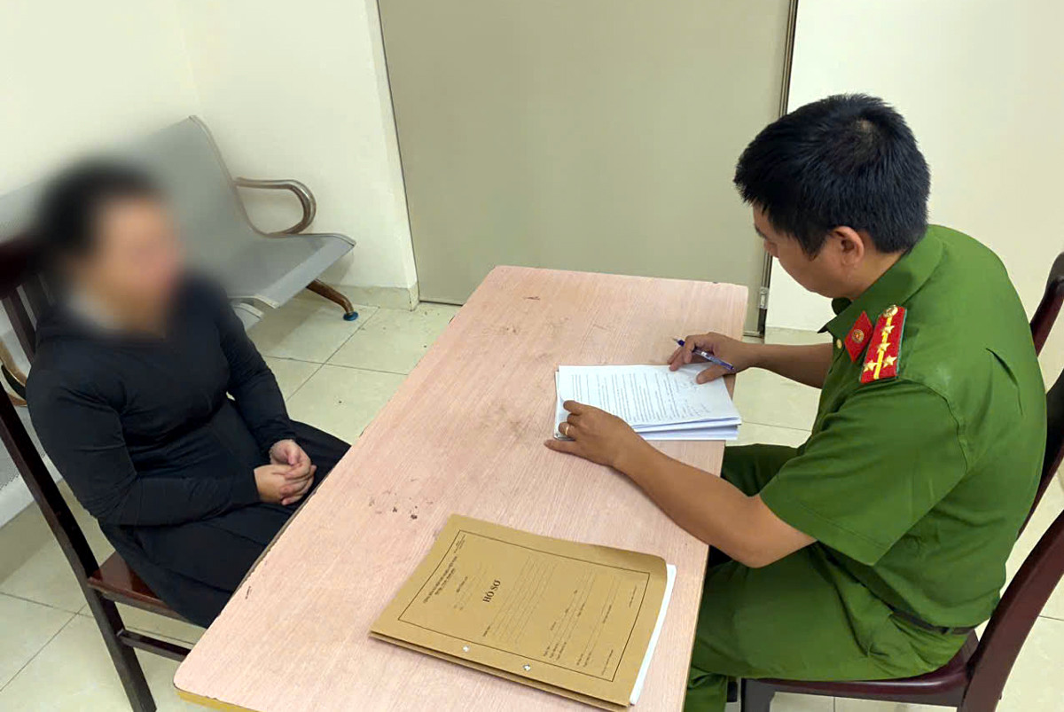 gen h z7049401754122_90be8c57ceebc0ac7fa9f1a314ba0f48.jpg