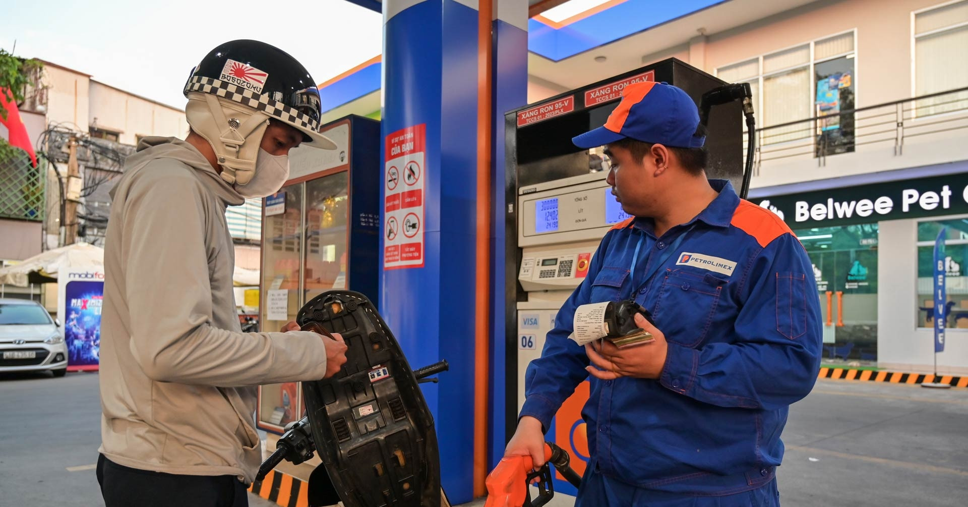 Giá xăng giảm chỉ sau 1 phiên tăng