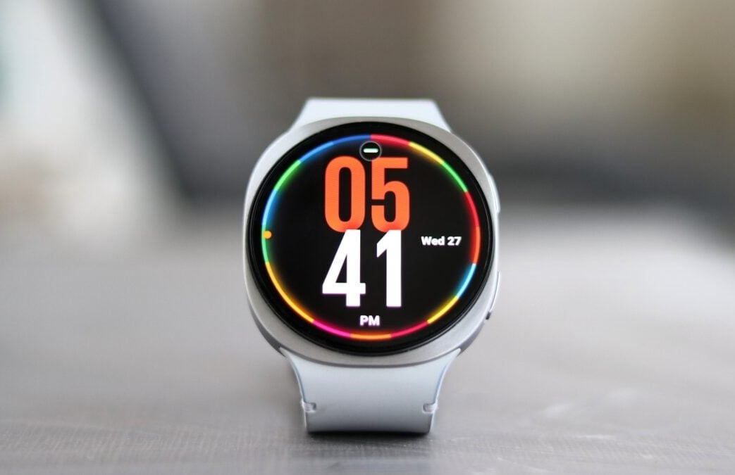 iPhone có thể sắp hỗ trợ đồng hồ Samsung Galaxy Watch tốt hơn