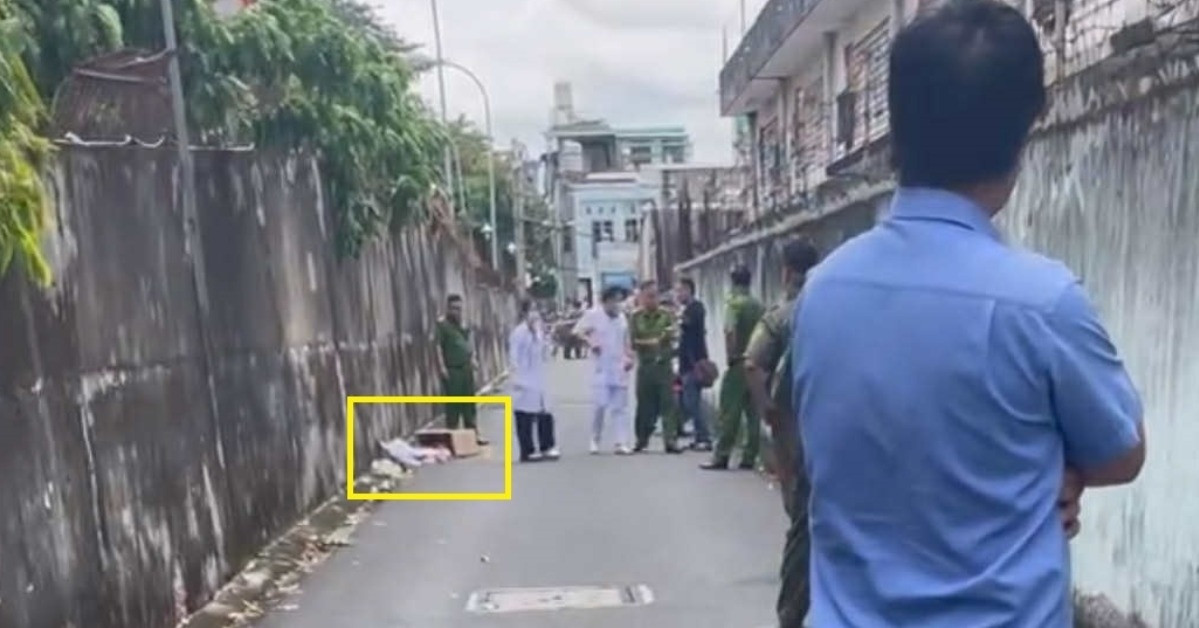 Kiểm tra chiếc thùng khả nghi, bàng hoàng phát hiện thi thể trẻ sơ sinh bên trong