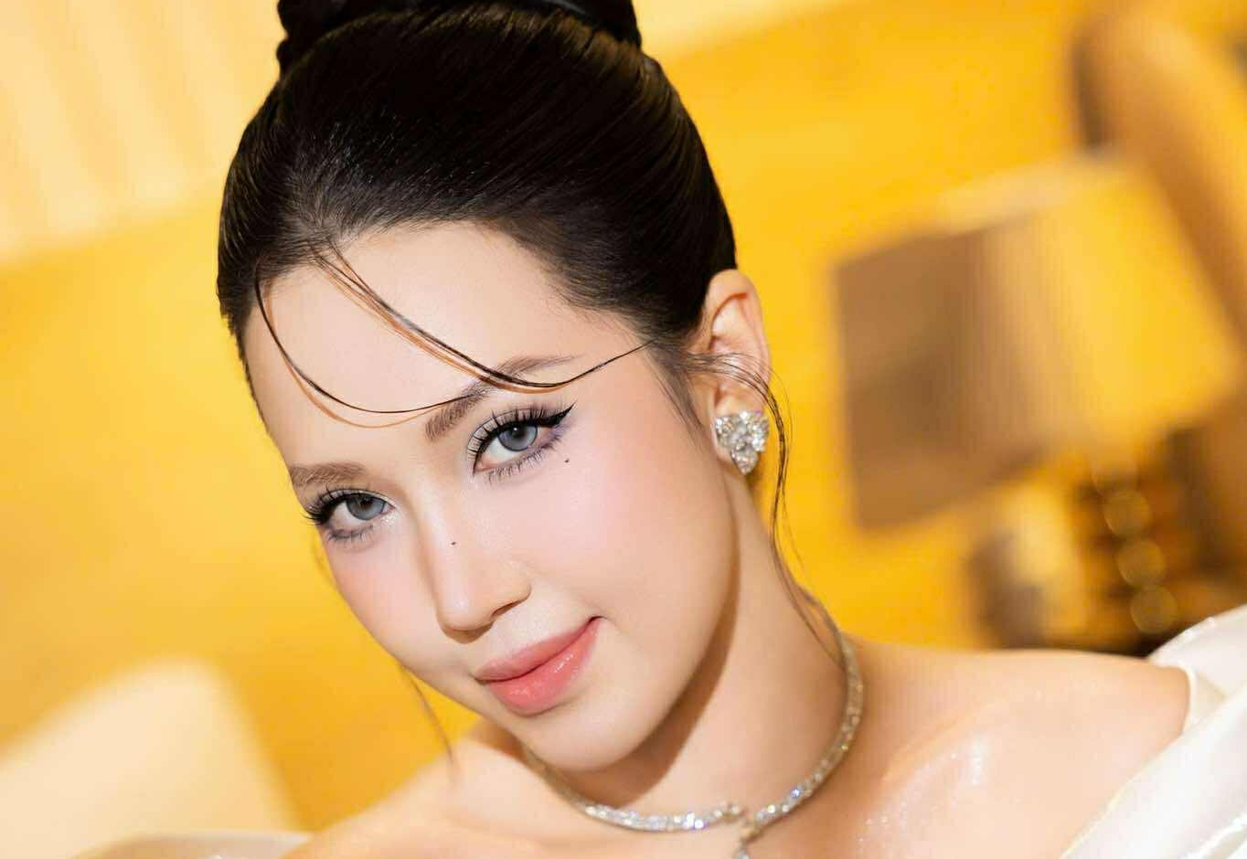 MC Thu Hà muốn chồng tương lai kiếm tiền giỏi hơn mình