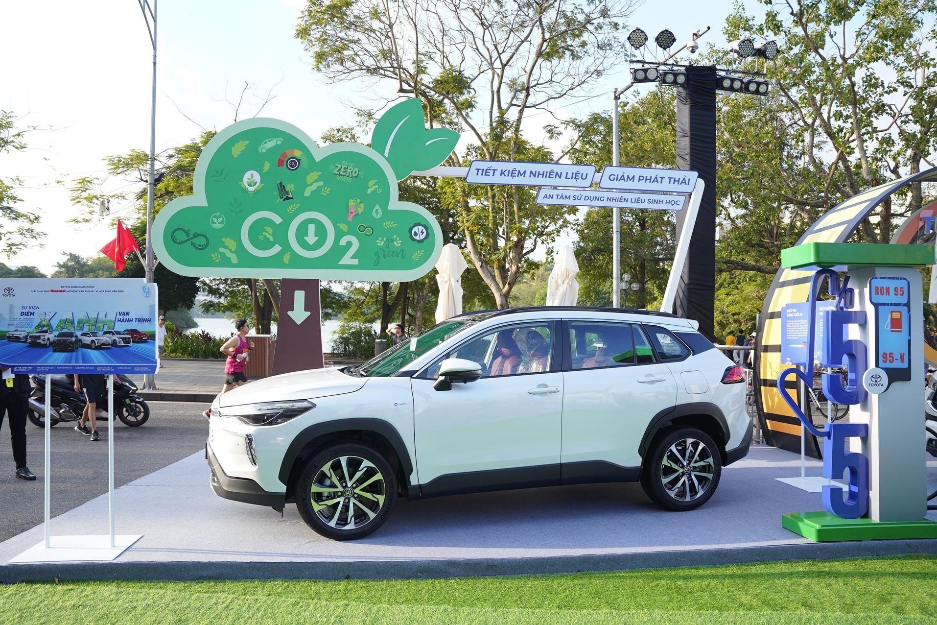 Toyota mang thông điệp ‘Triệu chuyển động xanh’ đến giải chạy Vì hòa bình 2025