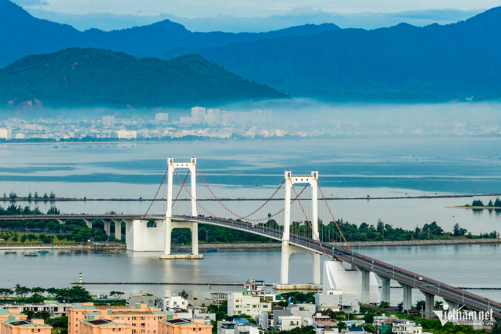 W-cau Thuan Phuoc.jpg