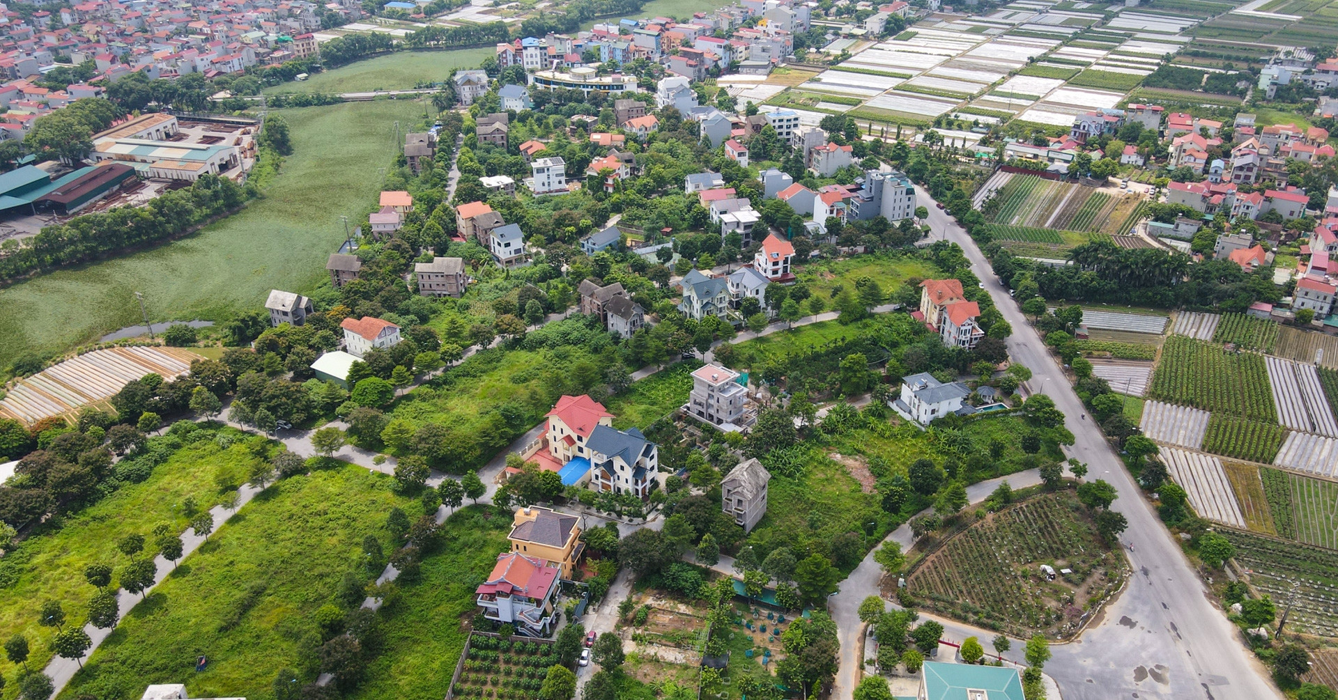 Được giao đất trái thẩm quyền trước 1/7/2014, xây nhà sau có bị xử phạt?