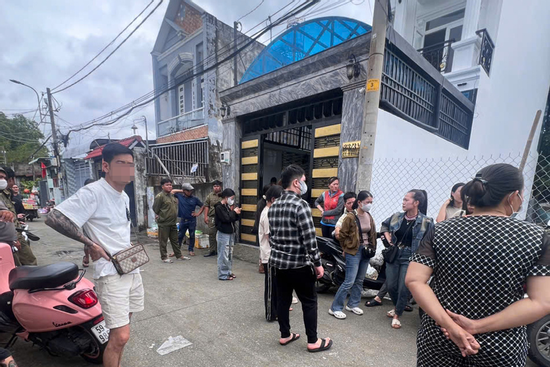 Bản tin cuối ngày 26/9: Nghi vỡ hụi hàng trăm tỷ, người dân khóc đứng khóc ngồi