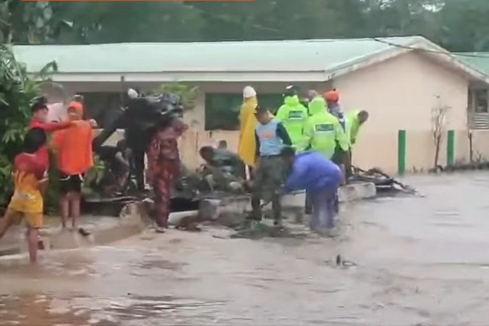 Bão Bualoi đổ bộ, Philippines ghi nhận các trường hợp thương vong đầu tiên