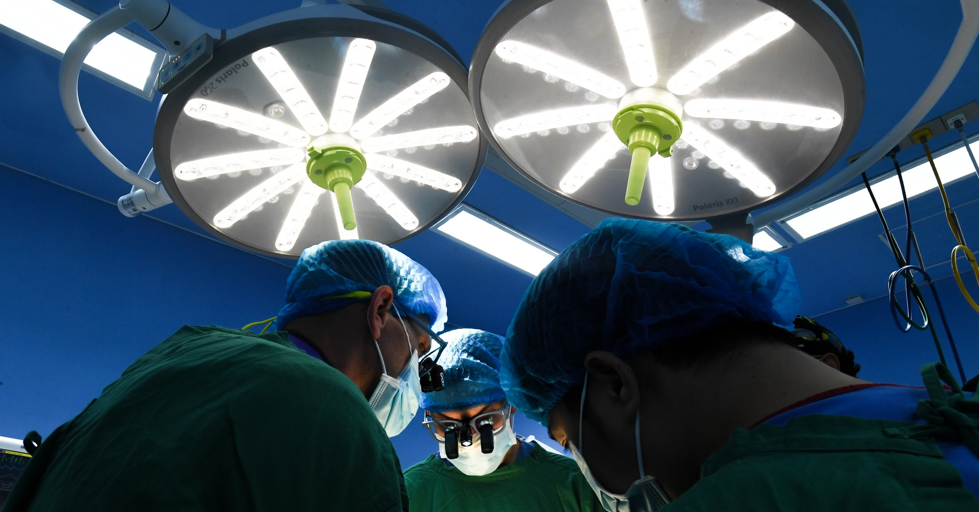 Báo động đỏ toàn viện cấp cứu bé 6 tuổi chấn thương sọ não do tai nạn sinh hoạt