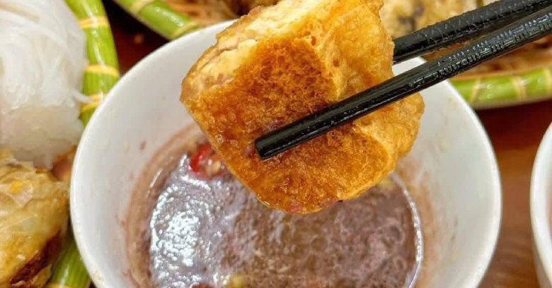 Bệnh tật bủa vây vì bữa ăn "mặn chát", bác sĩ chỉ cách làm thế nào để ăn nhạt