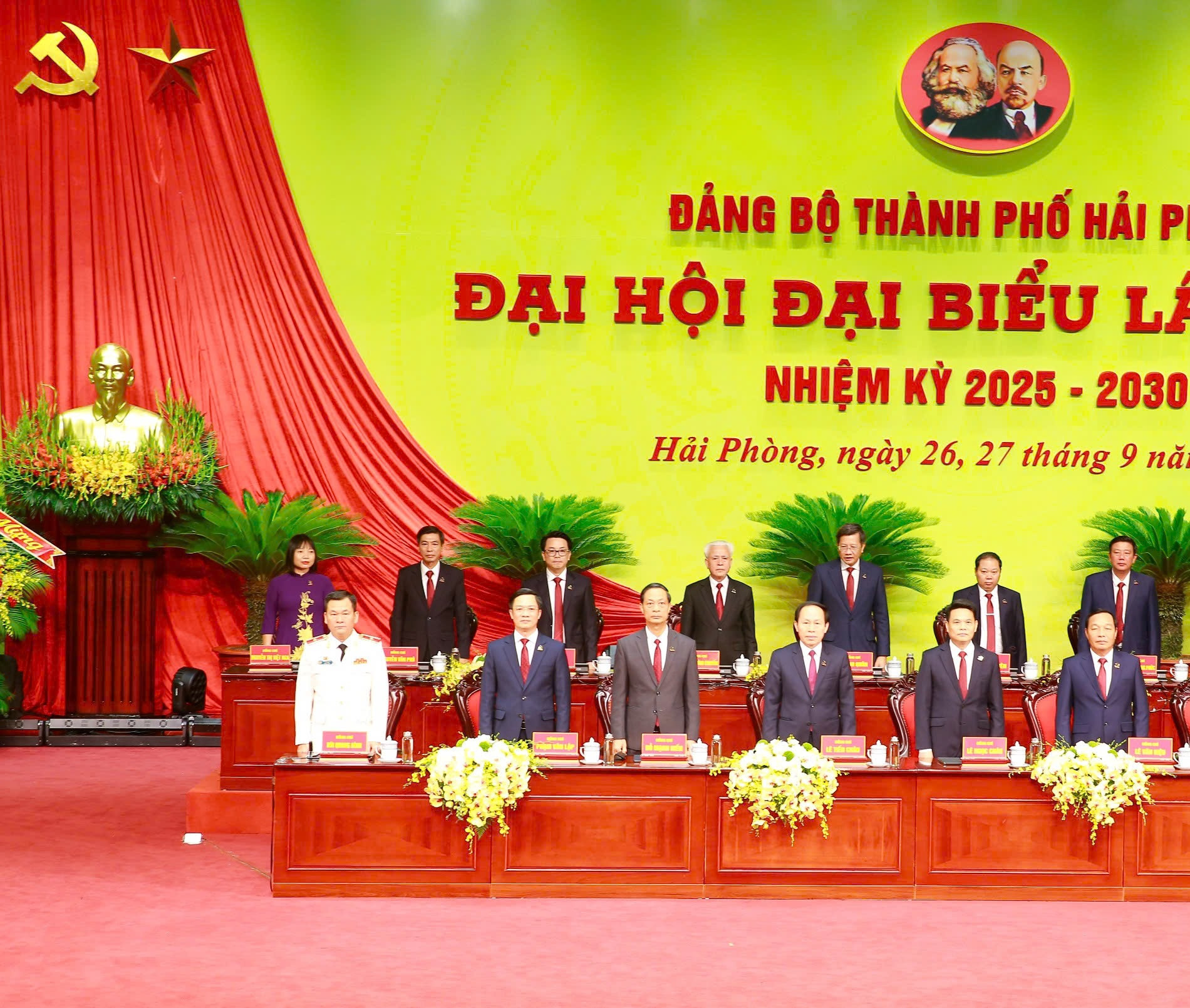 đại hội 2.jpeg