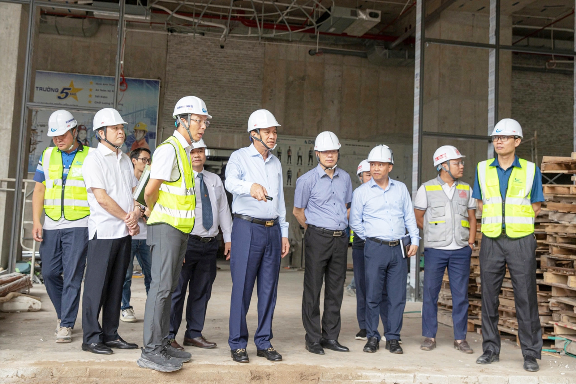 Hoàn thiện công trình Nhà khách Dân tộc đúng tiến độ, bảo đảm an toàn lao động