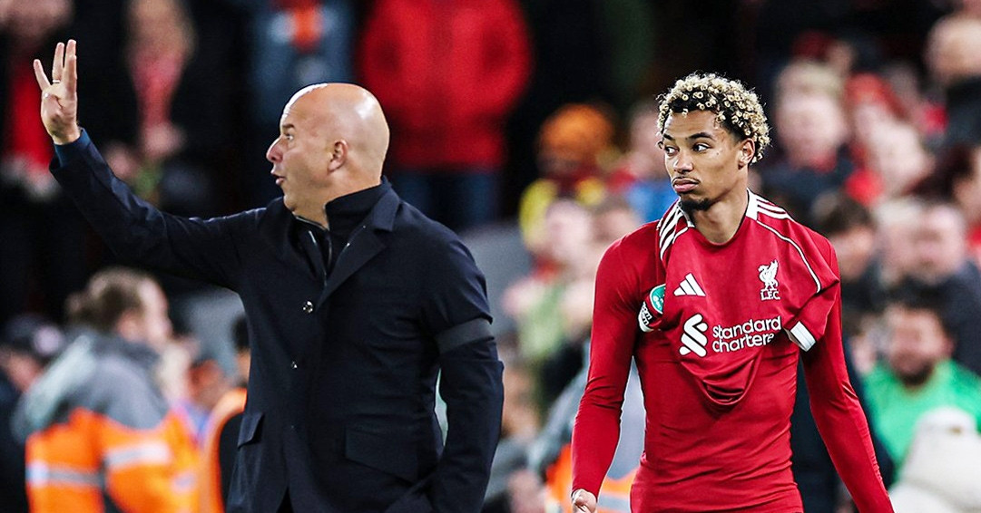 Liverpool phạt nặng Hugo Ekitike vì thẻ đỏ &amp;apos;ngu ngốc&amp;apos;