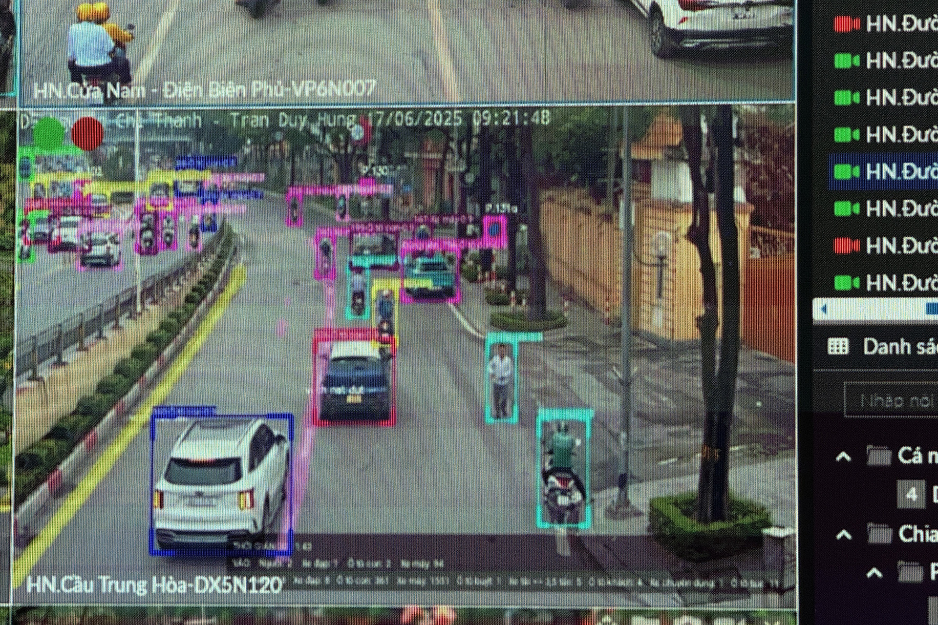 Cục CSGT: Camera AI phát hiện chủ xe làm việc mờ ám, báo ngay tới công an