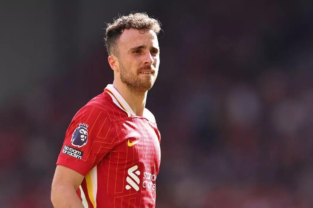 Liverpool trả toàn bộ lương 2 năm hợp đồng cho gia đình Diogo Jota