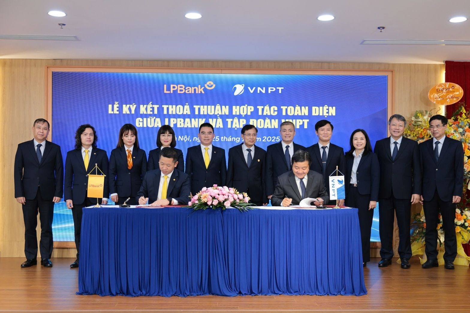 VNPT và LPBank hợp tác thúc đẩy chuyển đổi số và phát triển bền vững