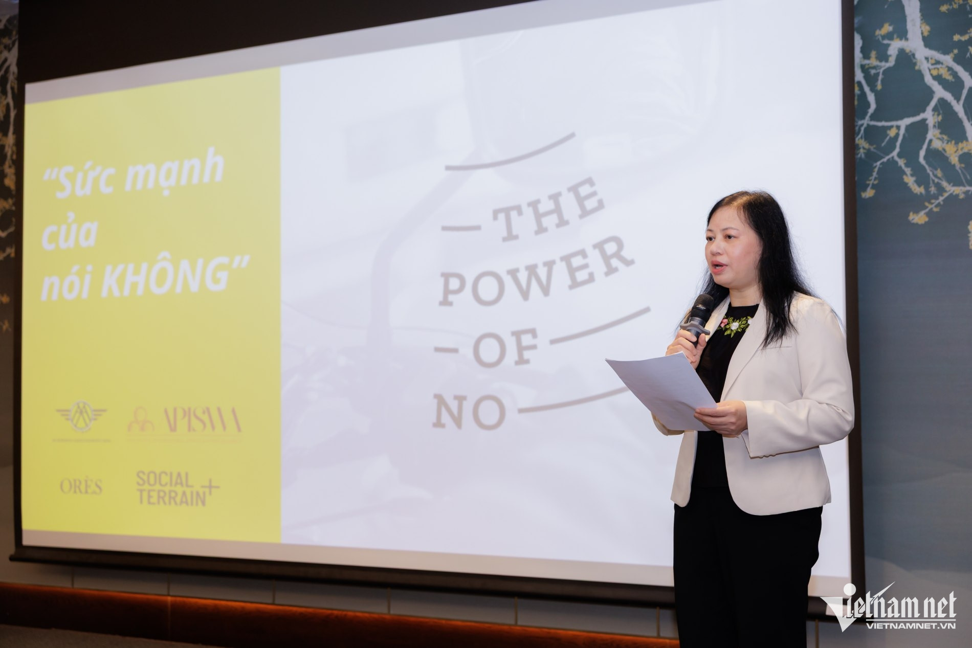 W-Ba Nguyen Quy Linh.jpg