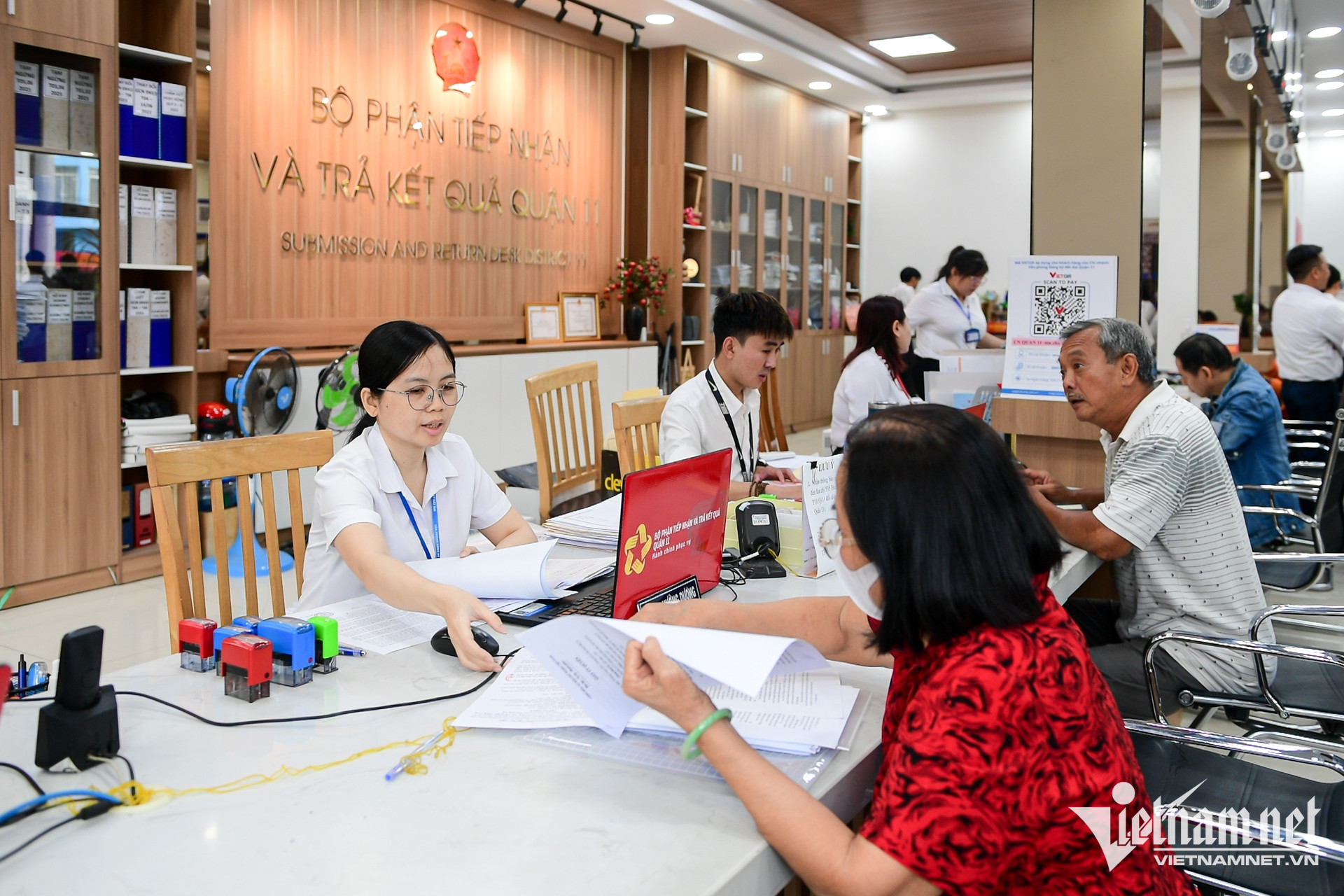 W-thủ tục hành chính TPHCM Nguyễn Huế 10.jpg