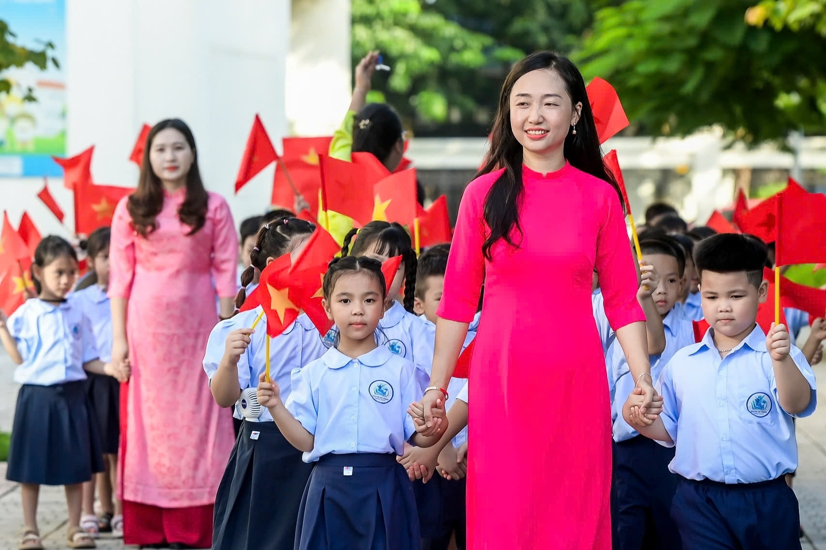 Bộ trưởng GD-ĐT chịu trách nhiệm quyết định một bộ SGK phổ thông thống nhất