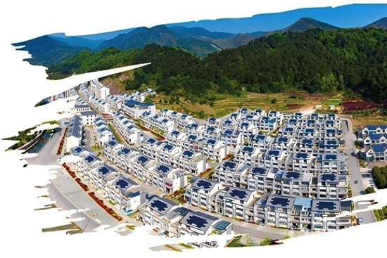 Cả làng lắp điện mặt trời mái nhà: 'Ai ngờ mái nhà phát điện lại giúp làm giàu'