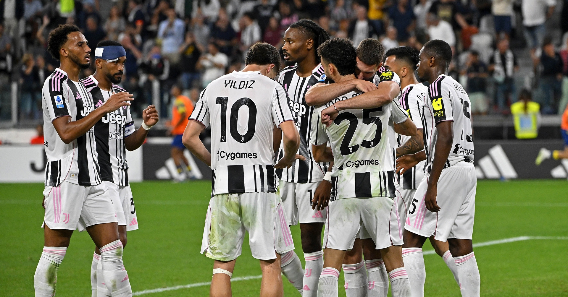 Juventus chật vật hòa Atalanta, lỡ ngôi đầu Serie A