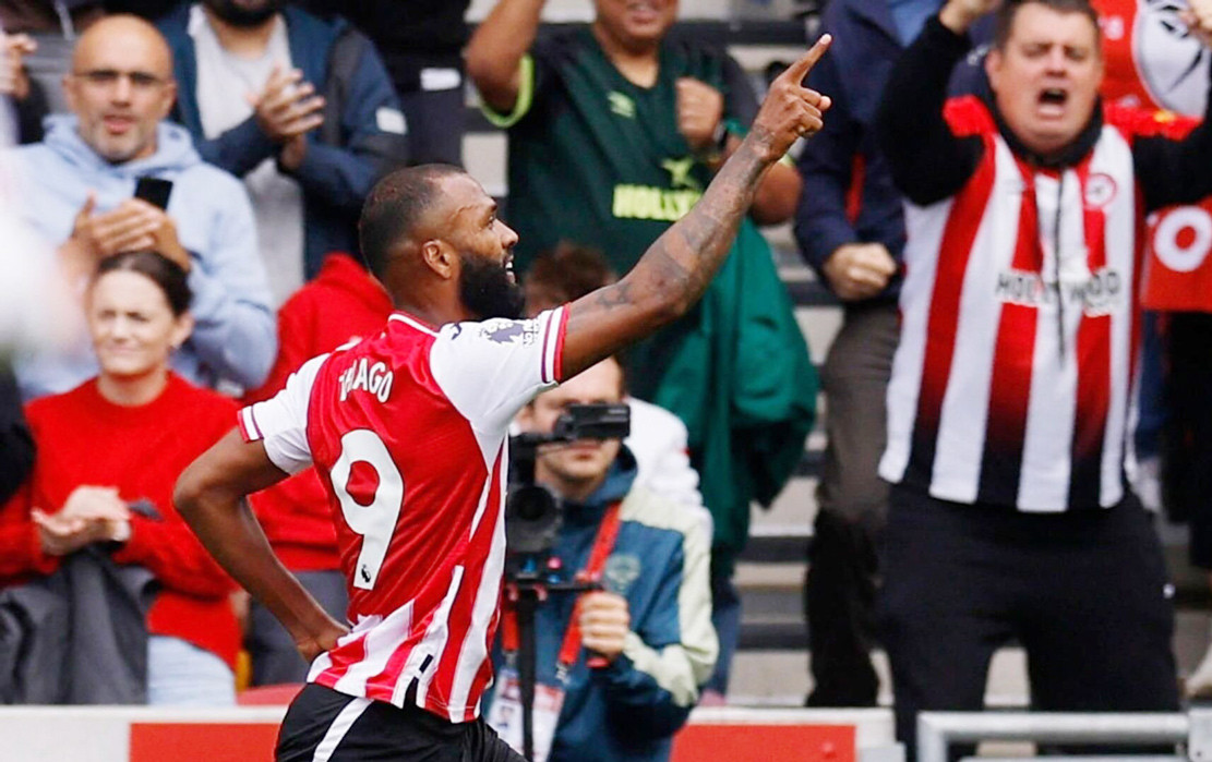 resources_premierleague_pulselive_com 2025 09 27T114047Z_1440867397_UP1EL9R0WFXLS_RTRMADP_3_SOCCER ENGLAND BRE MUN (2).jpg