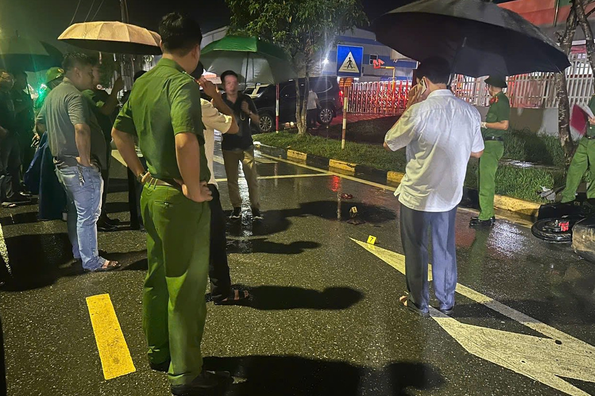 Thiếu tướng công an trực tiếp lấy lời khai nghi phạm giết 3 người trong đêm