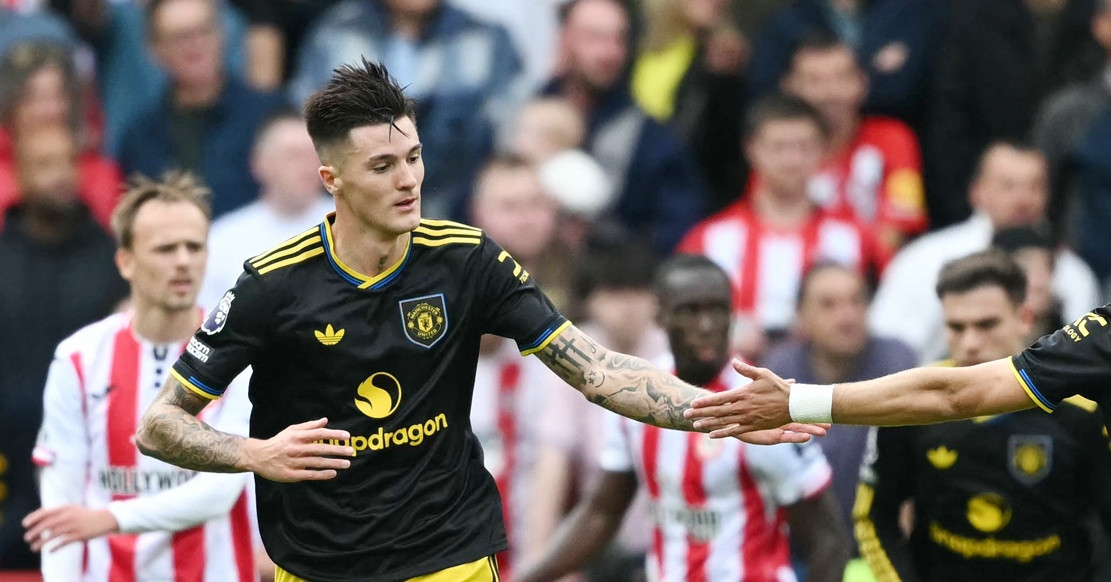 Trực tiếp Brentford 2-1 MU: Bruno Fernandes sút hỏng penalty (H2)