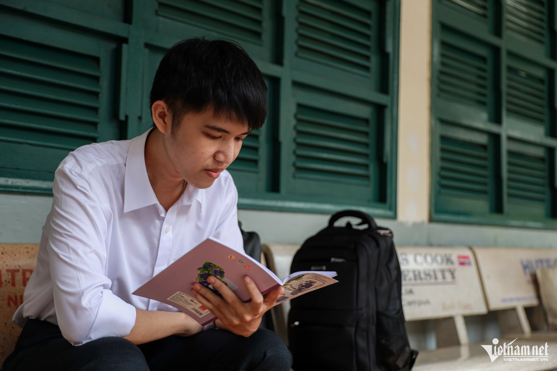 W-teacher Nguyen Hue 15.jpg