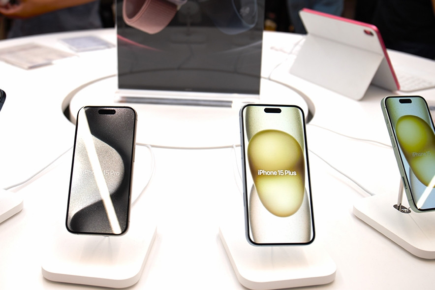 Áp lực từ iPhone 17, iPhone 16 và 15 đồng loạt giảm giá sốc