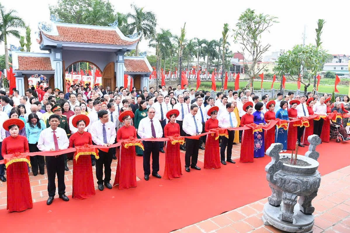 chu tich quoc hoi 2.jpg